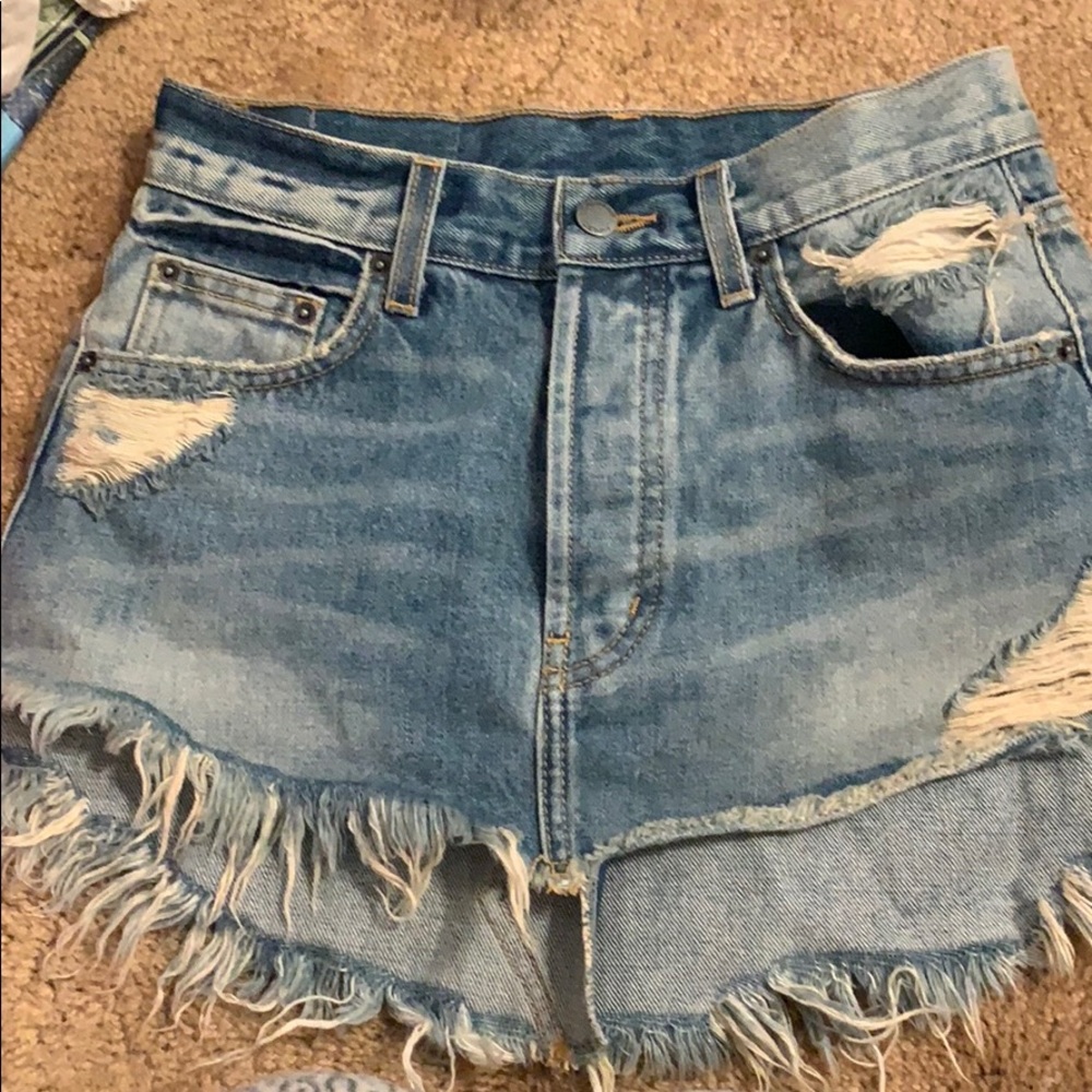 Carmar skirt size 24